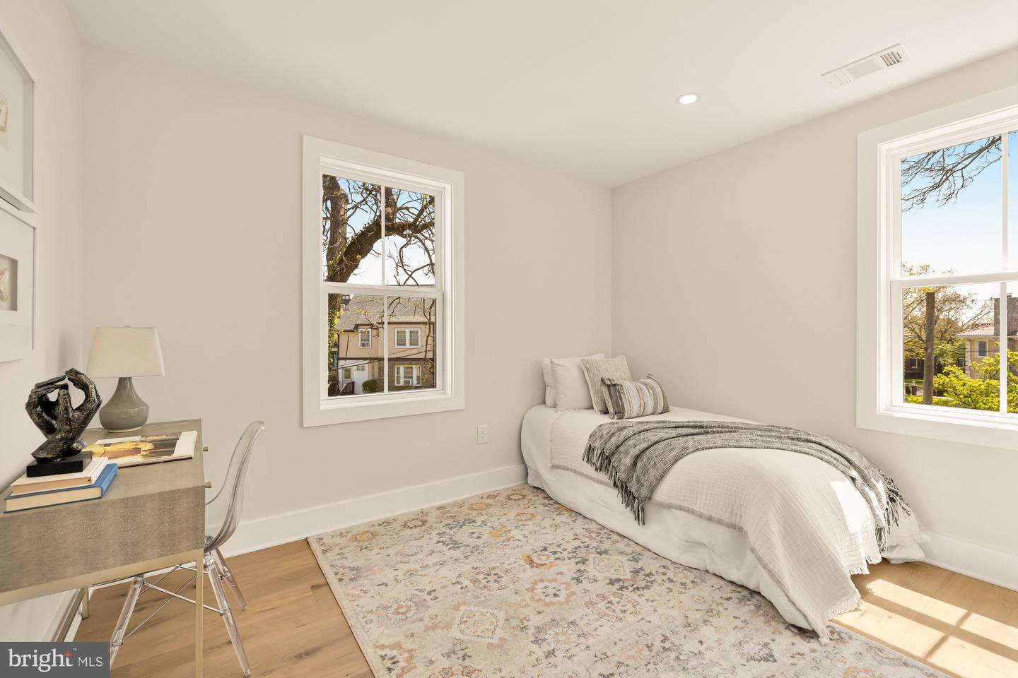7703 12TH ST NW, WASHINGTON, District Of Columbia 20012, 5 Bedrooms Bedrooms, ,4 BathroomsBathrooms,Residential,For sale,7703 12TH ST NW,DCDC2195424 MLS # DCDC2195424
