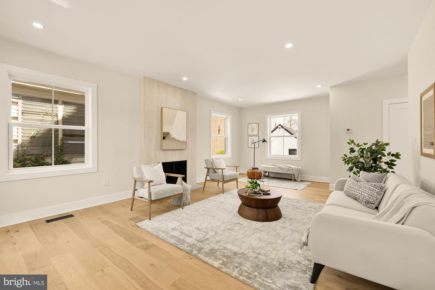 7703 12TH ST NW, WASHINGTON, District Of Columbia 20012, 5 Bedrooms Bedrooms, ,4 BathroomsBathrooms,Residential,For sale,7703 12TH ST NW,DCDC2195424 MLS # DCDC2195424