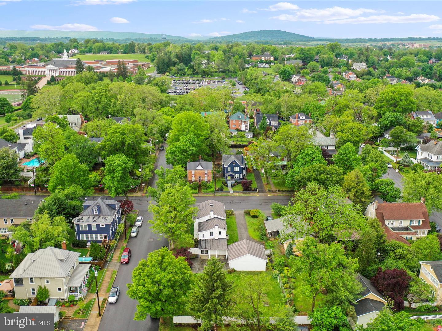 716 S WASHINGTON ST, WINCHESTER, Virginia 22601, 4 Bedrooms Bedrooms, ,3 BathroomsBathrooms,Residential,For sale,716 S WASHINGTON ST,VAWI2007526 MLS # VAWI2007526