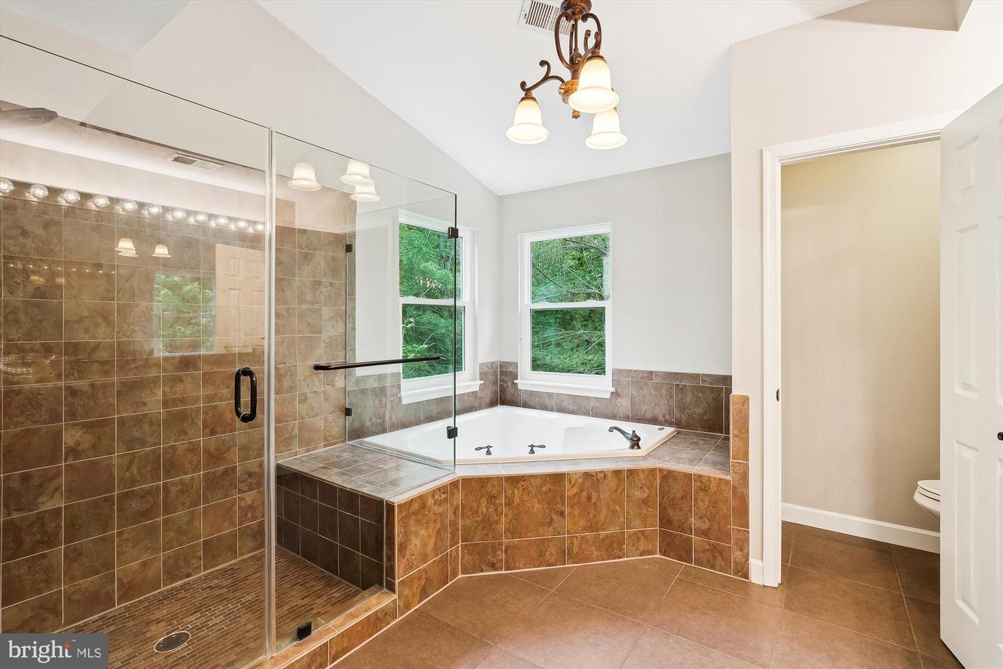 5856 KITTEWAN CT, MANASSAS, Virginia 20112, 4 Bedrooms Bedrooms, ,3 BathroomsBathrooms,Residential,For sale,5856 KITTEWAN CT,VAPW2092168 MLS # VAPW2092168