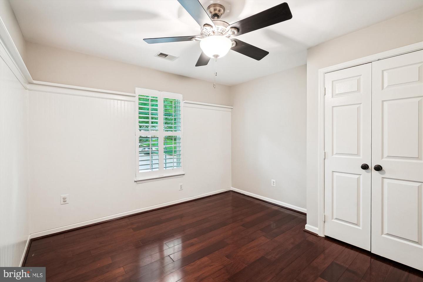 5856 KITTEWAN CT, MANASSAS, Virginia 20112, 4 Bedrooms Bedrooms, ,3 BathroomsBathrooms,Residential,For sale,5856 KITTEWAN CT,VAPW2092168 MLS # VAPW2092168