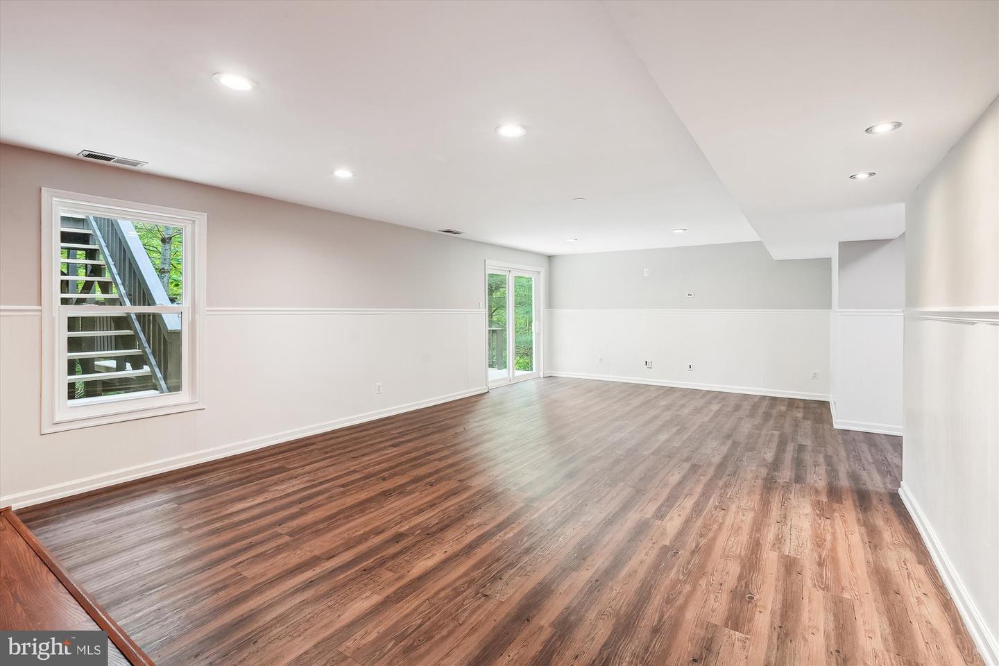 5856 KITTEWAN CT, MANASSAS, Virginia 20112, 4 Bedrooms Bedrooms, ,3 BathroomsBathrooms,Residential,For sale,5856 KITTEWAN CT,VAPW2092168 MLS # VAPW2092168