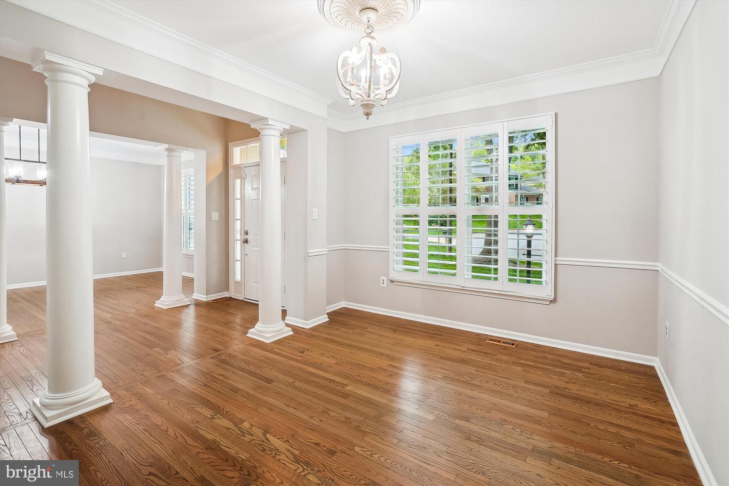 5856 KITTEWAN CT, MANASSAS, Virginia 20112, 4 Bedrooms Bedrooms, ,3 BathroomsBathrooms,Residential,For sale,5856 KITTEWAN CT,VAPW2092168 MLS # VAPW2092168