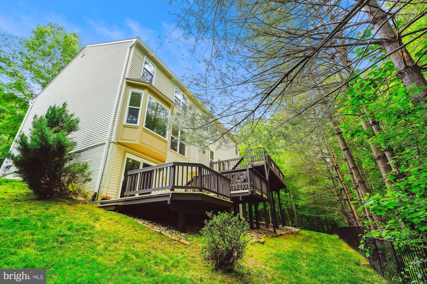 5856 KITTEWAN CT, MANASSAS, Virginia 20112, 4 Bedrooms Bedrooms, ,3 BathroomsBathrooms,Residential,For sale,5856 KITTEWAN CT,VAPW2092168 MLS # VAPW2092168