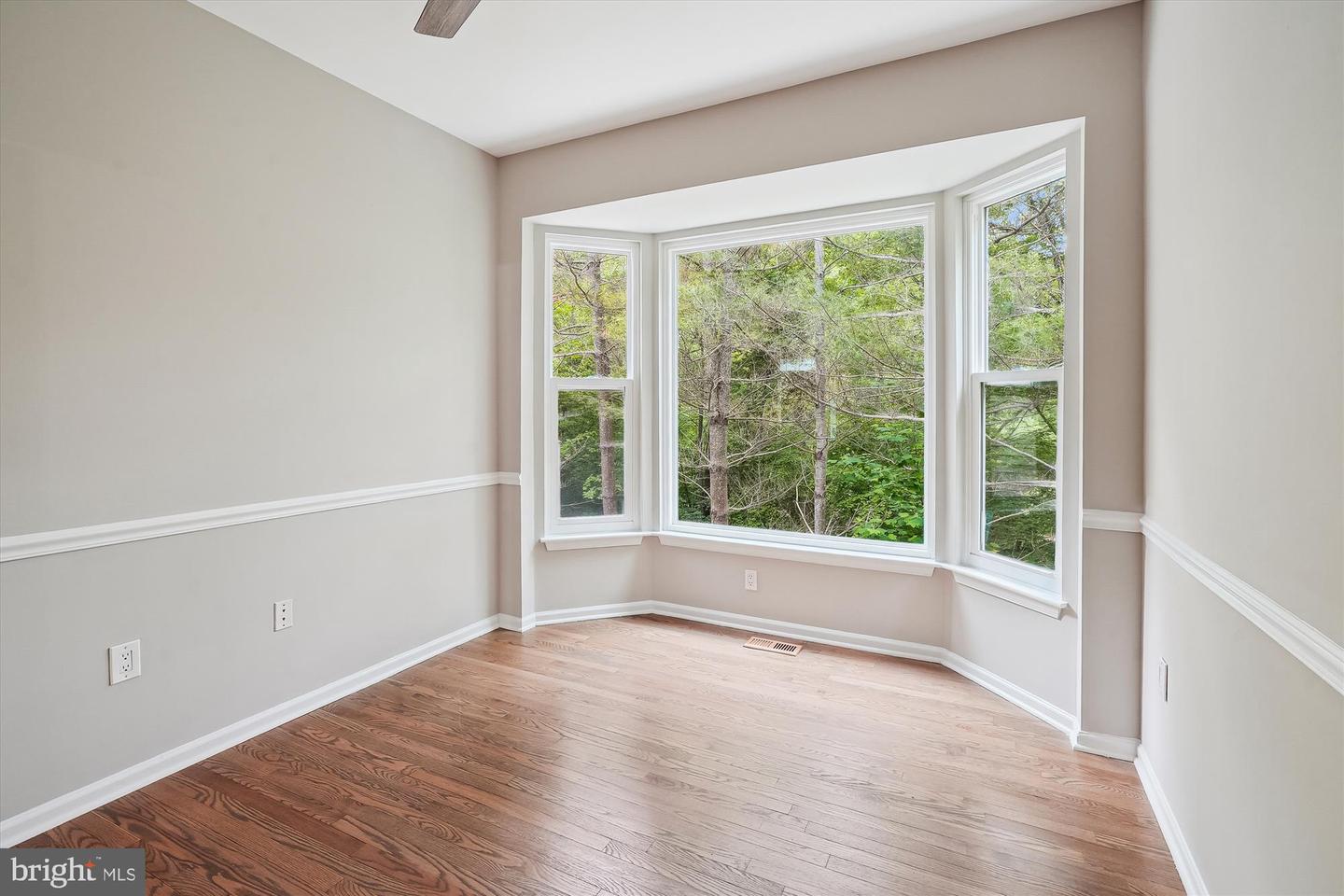 5856 KITTEWAN CT, MANASSAS, Virginia 20112, 4 Bedrooms Bedrooms, ,3 BathroomsBathrooms,Residential,For sale,5856 KITTEWAN CT,VAPW2092168 MLS # VAPW2092168