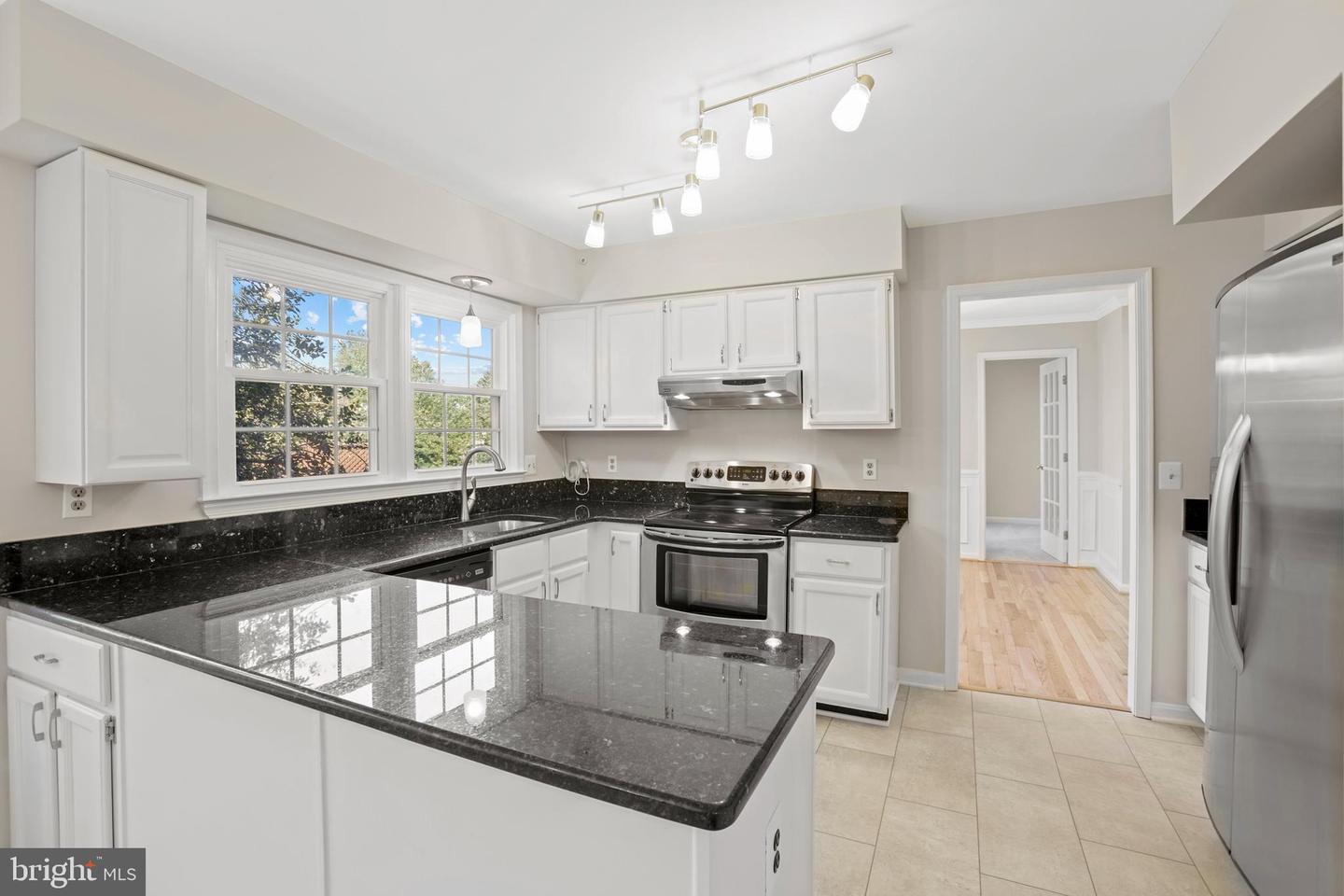1008 PAGE CT, HERNDON, Virginia 20170, 5 Bedrooms Bedrooms, ,3 BathroomsBathrooms,Residential,For sale,1008 PAGE CT,VAFX2234944 MLS # VAFX2234944