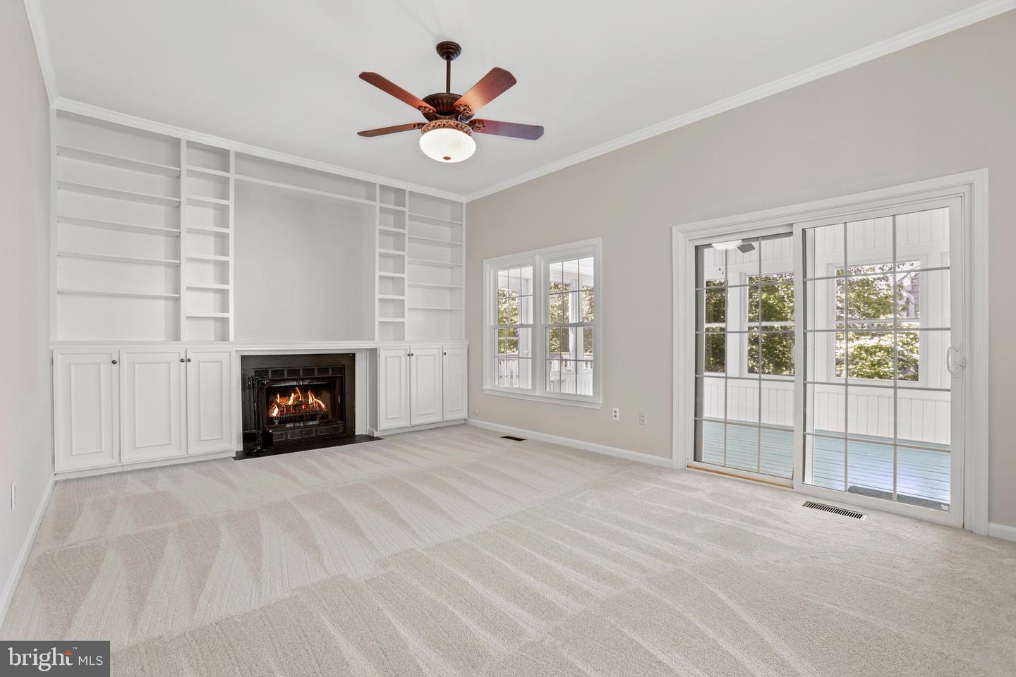 1008 PAGE CT, HERNDON, Virginia 20170, 5 Bedrooms Bedrooms, ,3 BathroomsBathrooms,Residential,For sale,1008 PAGE CT,VAFX2234944 MLS # VAFX2234944