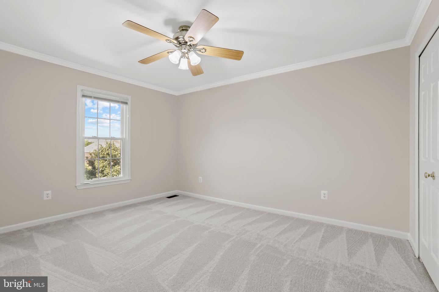 1008 PAGE CT, HERNDON, Virginia 20170, 5 Bedrooms Bedrooms, ,3 BathroomsBathrooms,Residential,For sale,1008 PAGE CT,VAFX2234944 MLS # VAFX2234944