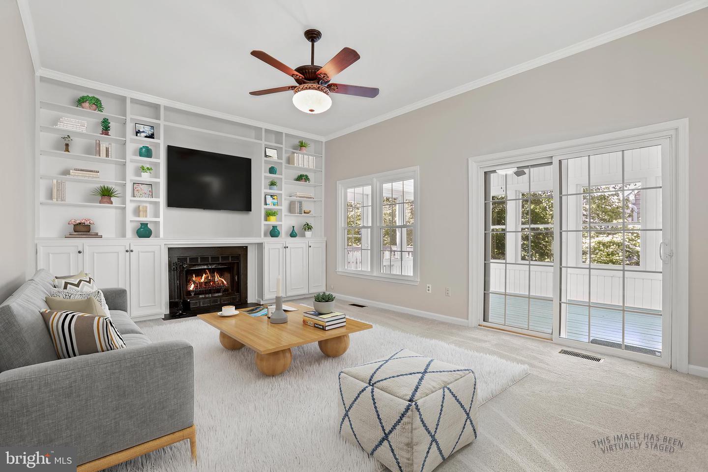 1008 PAGE CT, HERNDON, Virginia 20170, 5 Bedrooms Bedrooms, ,3 BathroomsBathrooms,Residential,For sale,1008 PAGE CT,VAFX2234944 MLS # VAFX2234944