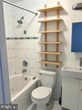 1030 FAIRMONT ST NW #202, WASHINGTON, District Of Columbia 20001, 2 Bedrooms Bedrooms, ,1 BathroomBathrooms,Residential,For sale,1030 FAIRMONT ST NW #202,DCDC2196104 MLS # DCDC2196104