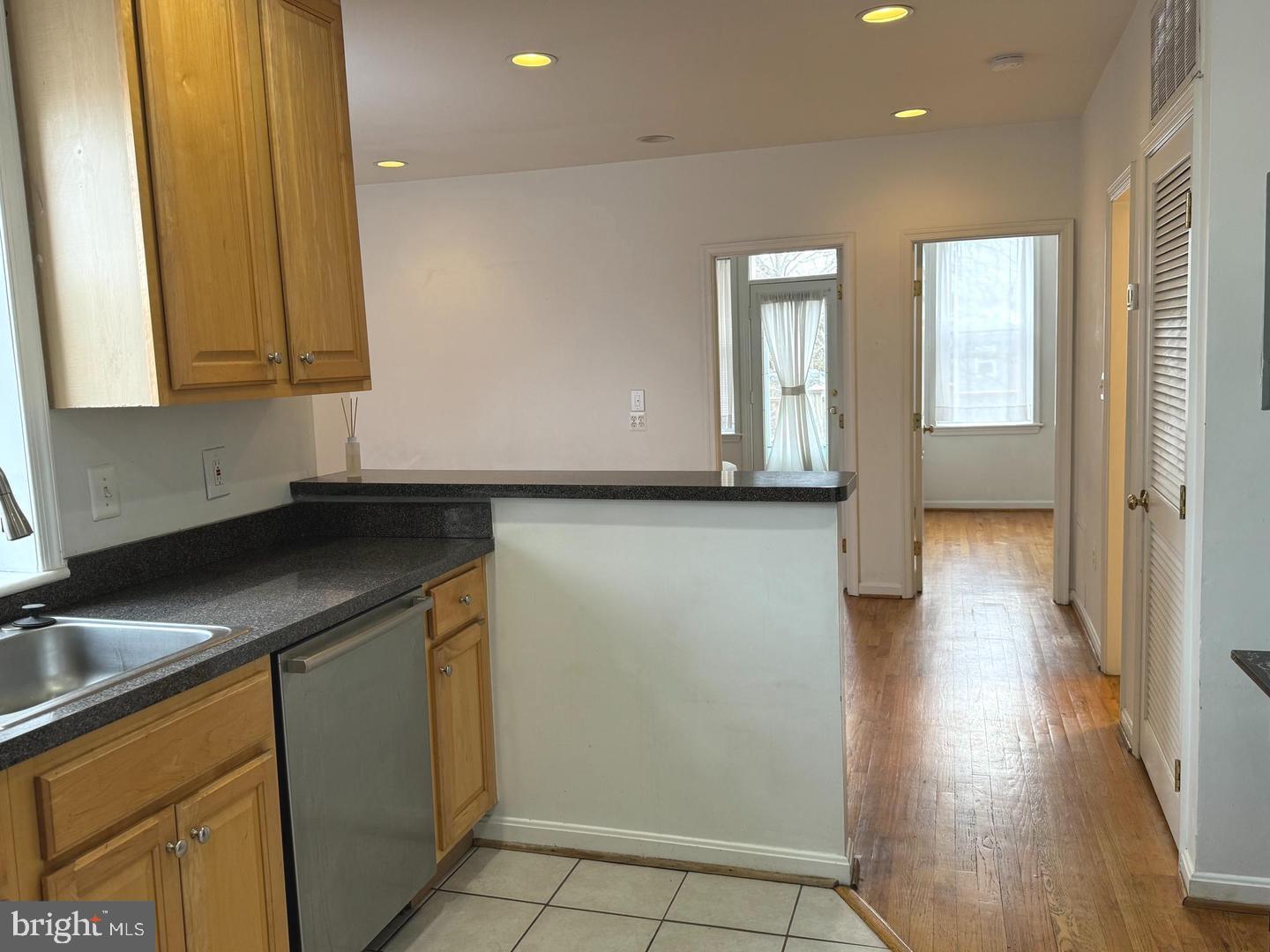 1030 FAIRMONT ST NW #202, WASHINGTON, District Of Columbia 20001, 2 Bedrooms Bedrooms, ,1 BathroomBathrooms,Residential,For sale,1030 FAIRMONT ST NW #202,DCDC2196104 MLS # DCDC2196104
