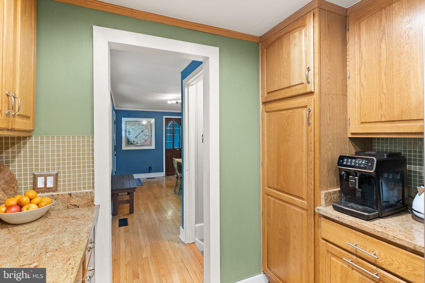 11713 HENDERSON RD, CLIFTON, Virginia 20124, 4 Bedrooms Bedrooms, ,3 BathroomsBathrooms,Residential,For sale,11713 HENDERSON RD,VAFX2235162 MLS # VAFX2235162