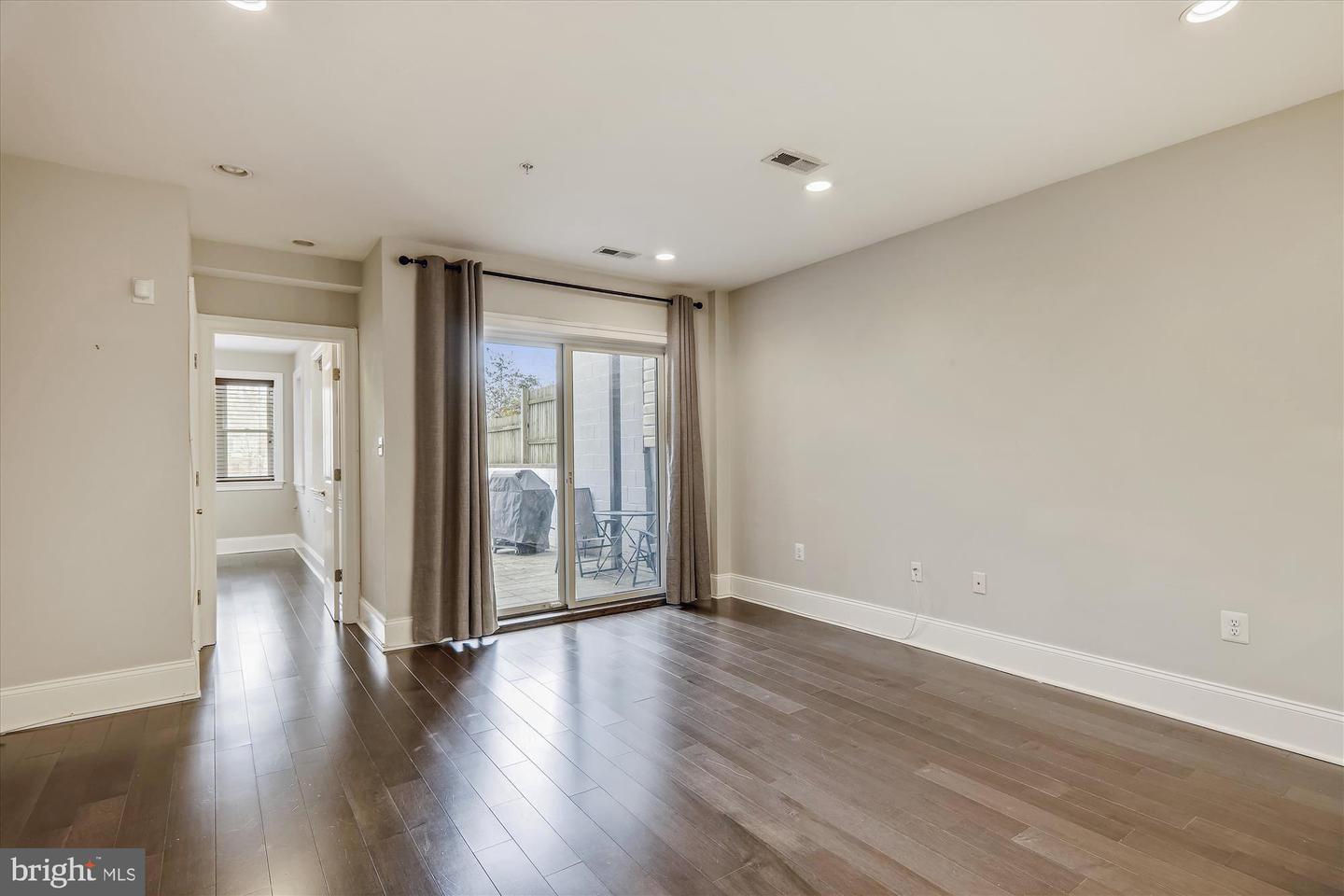 3937 DAVIS PL NW #2, WASHINGTON, District Of Columbia 20007, 2 Bedrooms Bedrooms, ,2 BathroomsBathrooms,Residential,For sale,3937 DAVIS PL NW #2,DCDC2196418 MLS # DCDC2196418