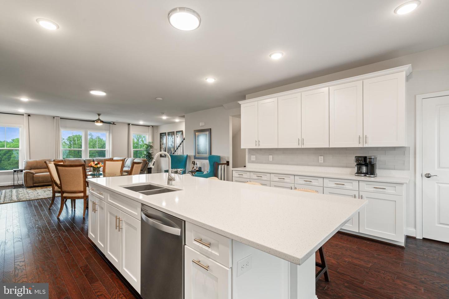 17181 BRANCHED OAK RD, DUMFRIES, Virginia 22026, 4 Bedrooms Bedrooms, ,3 BathroomsBathrooms,Residential,For sale,17181 BRANCHED OAK RD,VAPW2093552 MLS # VAPW2093552