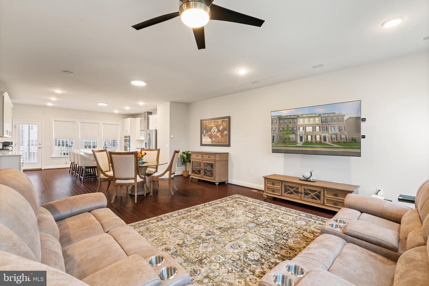 17181 BRANCHED OAK RD, DUMFRIES, Virginia 22026, 4 Bedrooms Bedrooms, ,3 BathroomsBathrooms,Residential,For sale,17181 BRANCHED OAK RD,VAPW2093552 MLS # VAPW2093552