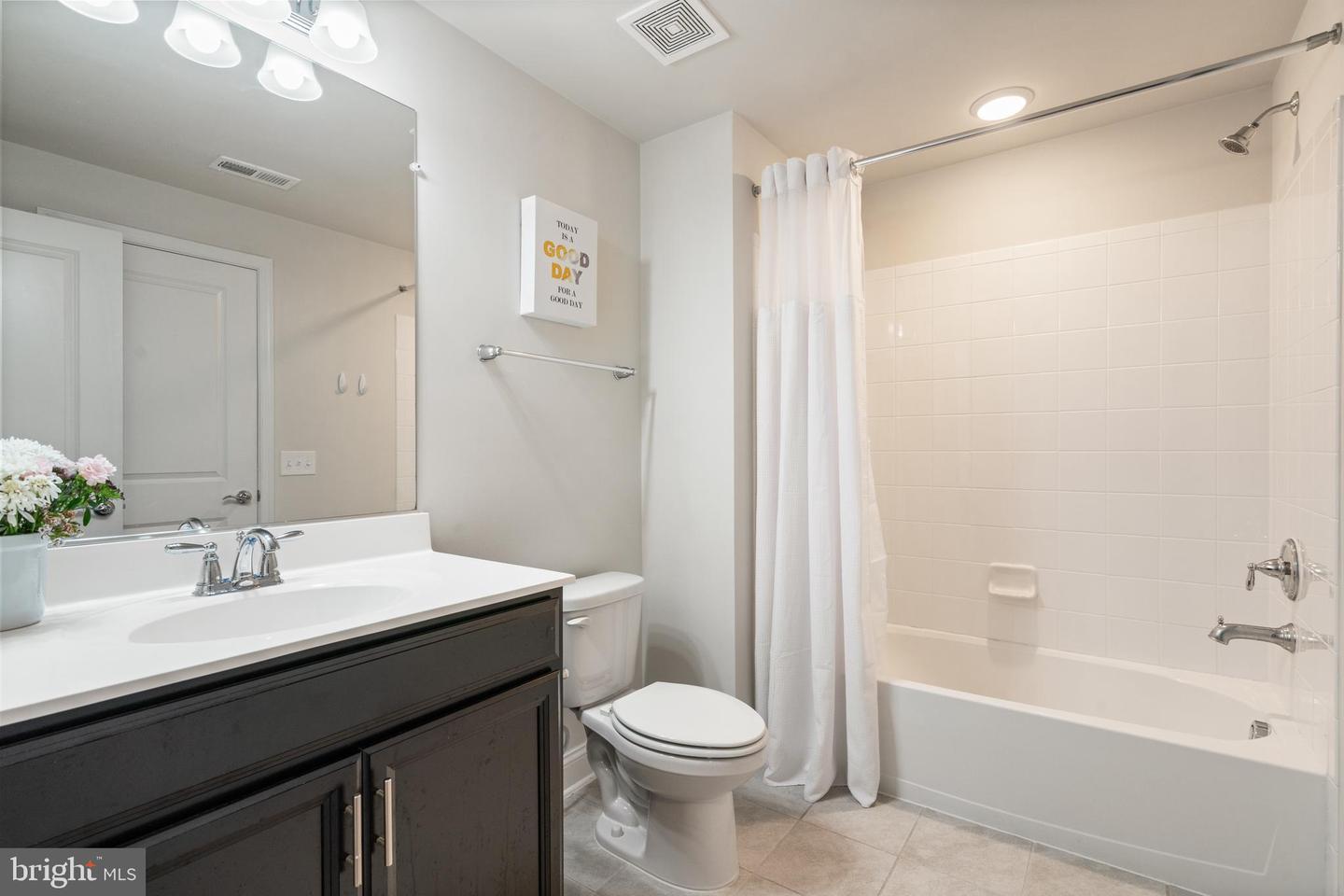 17181 BRANCHED OAK RD, DUMFRIES, Virginia 22026, 4 Bedrooms Bedrooms, ,3 BathroomsBathrooms,Residential,For sale,17181 BRANCHED OAK RD,VAPW2093552 MLS # VAPW2093552