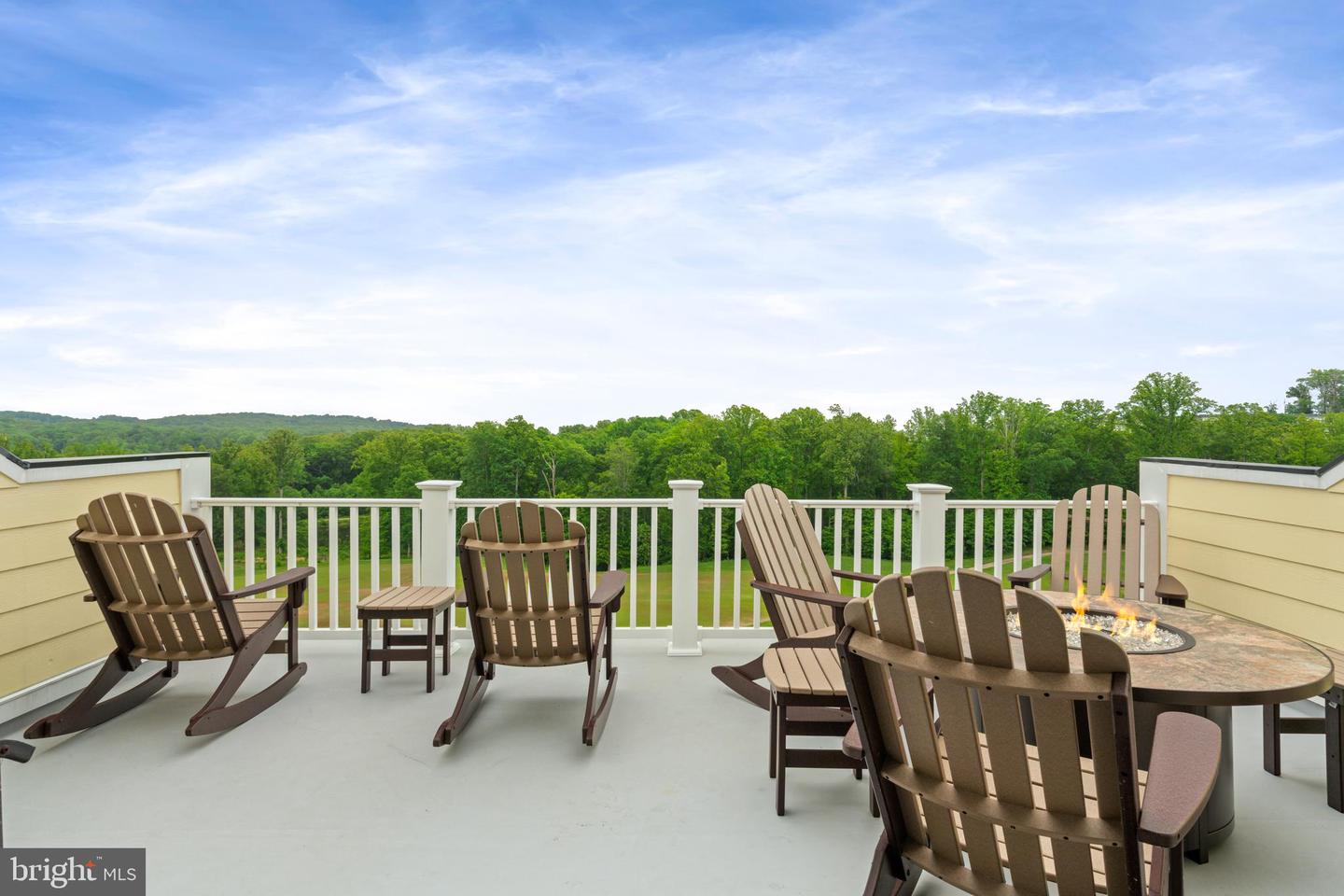17181 BRANCHED OAK RD, DUMFRIES, Virginia 22026, 4 Bedrooms Bedrooms, ,3 BathroomsBathrooms,Residential,For sale,17181 BRANCHED OAK RD,VAPW2093552 MLS # VAPW2093552