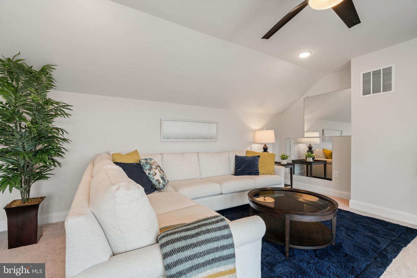 17181 BRANCHED OAK RD, DUMFRIES, Virginia 22026, 4 Bedrooms Bedrooms, ,3 BathroomsBathrooms,Residential,For sale,17181 BRANCHED OAK RD,VAPW2093552 MLS # VAPW2093552