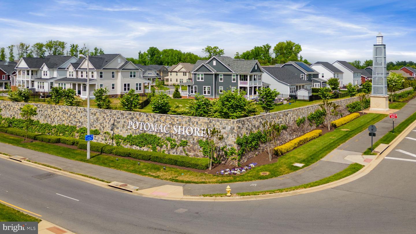 17181 BRANCHED OAK RD, DUMFRIES, Virginia 22026, 4 Bedrooms Bedrooms, ,3 BathroomsBathrooms,Residential,For sale,17181 BRANCHED OAK RD,VAPW2093552 MLS # VAPW2093552