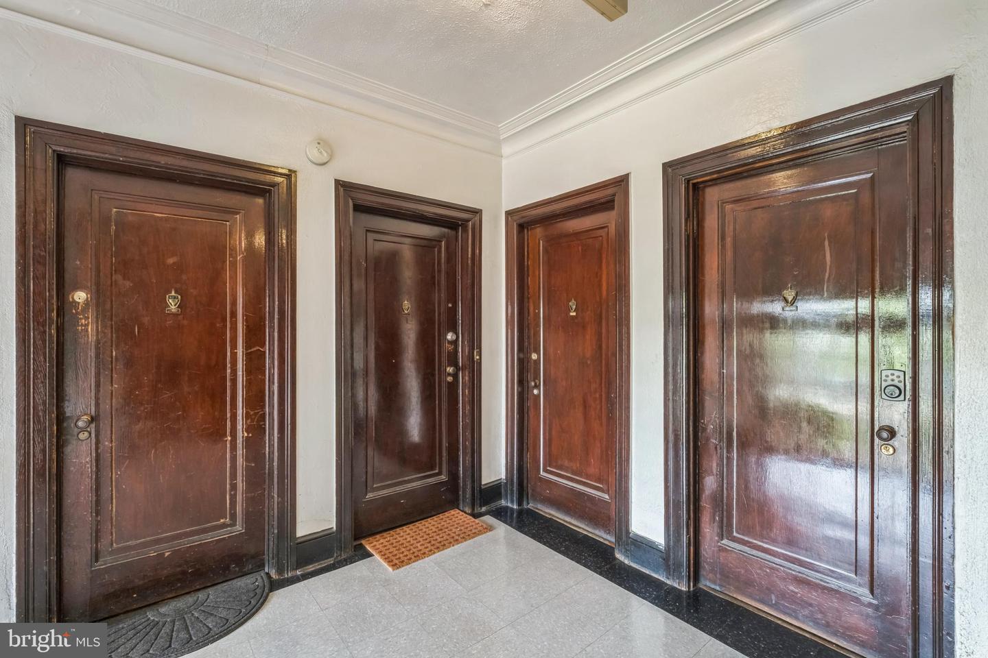 208 FARRAGUT ST NW #104, WASHINGTON, District Of Columbia 20011, 1 Bedroom Bedrooms, ,1 BathroomBathrooms,Residential,For sale,208 FARRAGUT ST NW #104,DCDC2198598 MLS # DCDC2198598