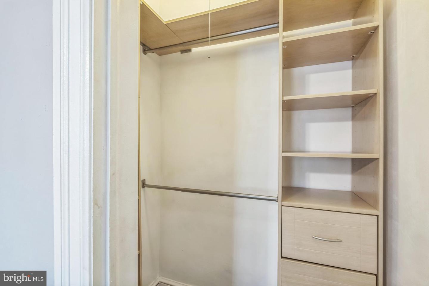 208 FARRAGUT ST NW #104, WASHINGTON, District Of Columbia 20011, 1 Bedroom Bedrooms, ,1 BathroomBathrooms,Residential,For sale,208 FARRAGUT ST NW #104,DCDC2198598 MLS # DCDC2198598