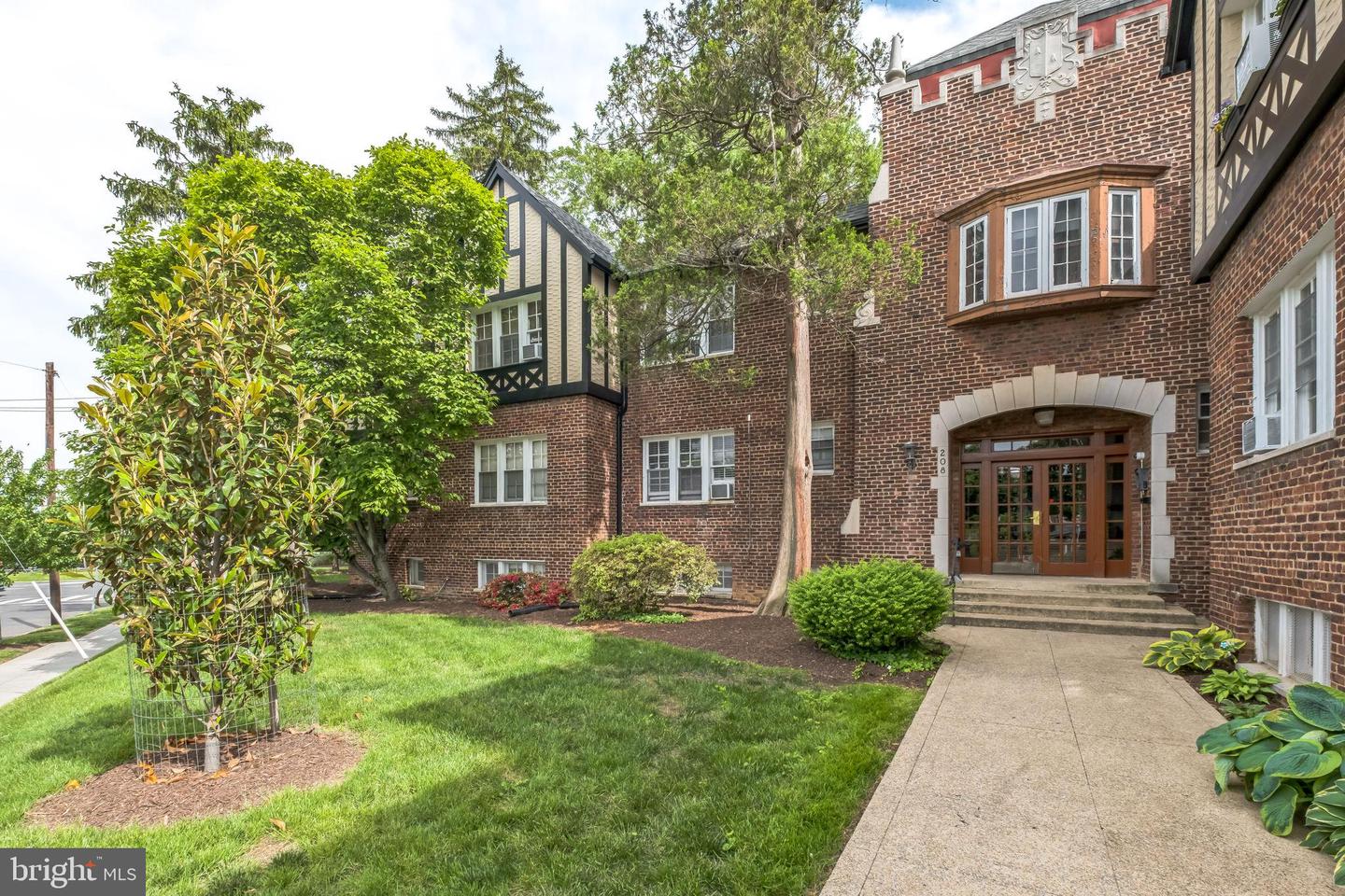 208 FARRAGUT ST NW #104, WASHINGTON, District Of Columbia 20011, 1 Bedroom Bedrooms, ,1 BathroomBathrooms,Residential,For sale,208 FARRAGUT ST NW #104,DCDC2198598 MLS # DCDC2198598