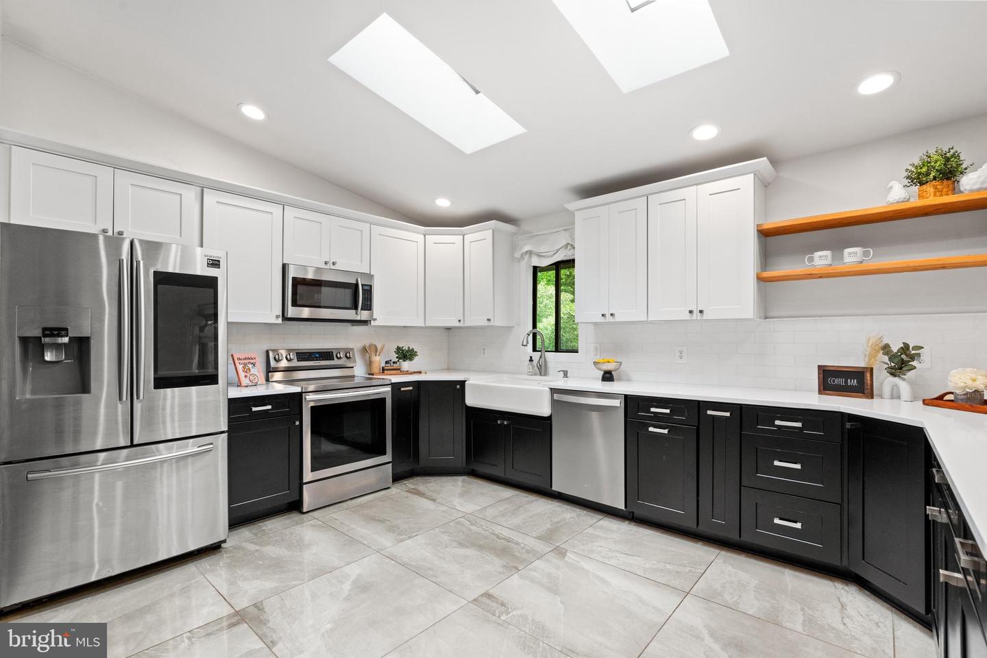 7214 HICKORY ST, FALLS CHURCH, Virginia 22043, 4 Bedrooms Bedrooms, ,3 BathroomsBathrooms,Residential,For sale,7214 HICKORY ST,VAFX2238142 MLS # VAFX2238142