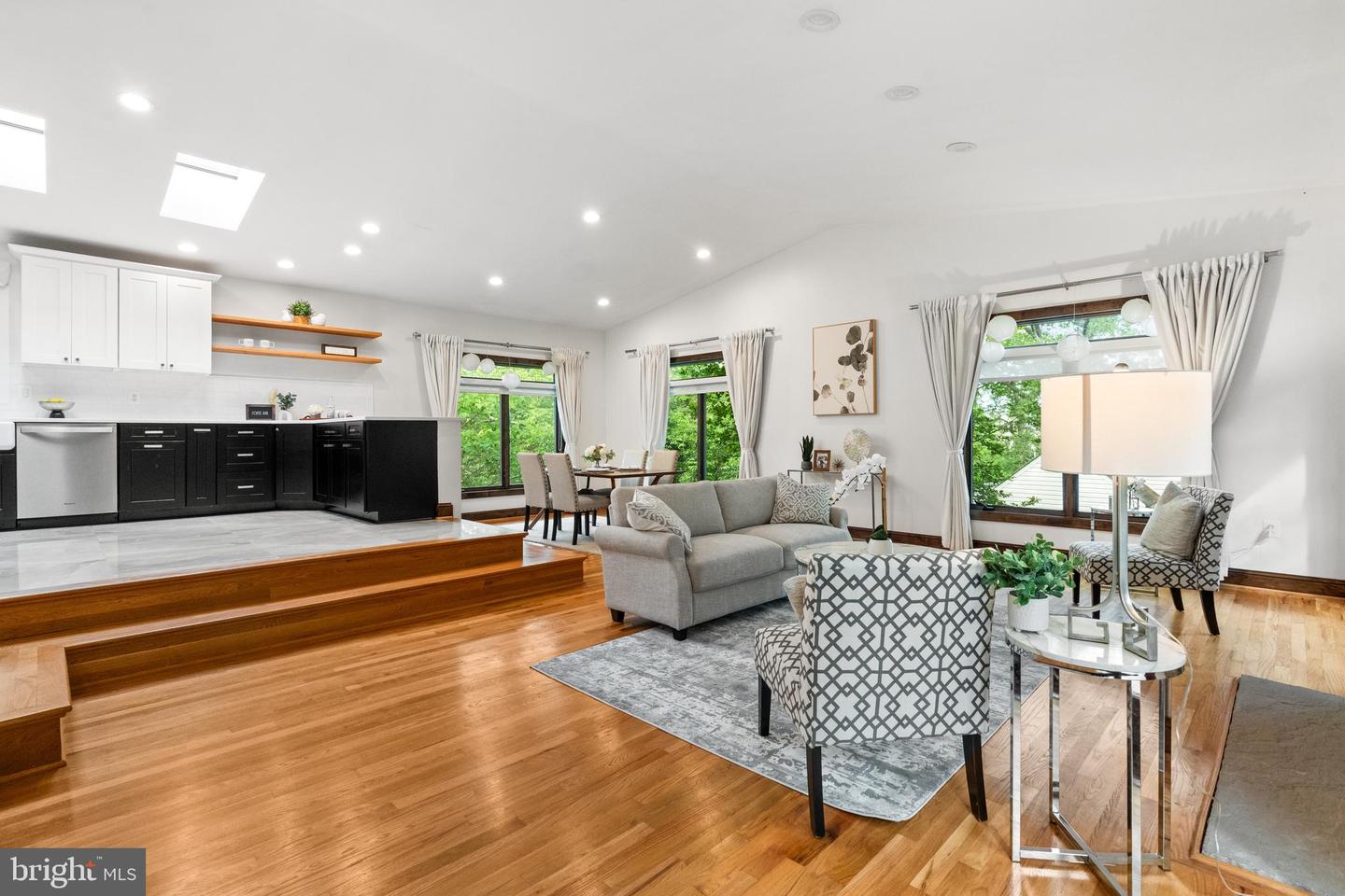 7214 HICKORY ST, FALLS CHURCH, Virginia 22043, 4 Bedrooms Bedrooms, ,3 BathroomsBathrooms,Residential,For sale,7214 HICKORY ST,VAFX2238142 MLS # VAFX2238142
