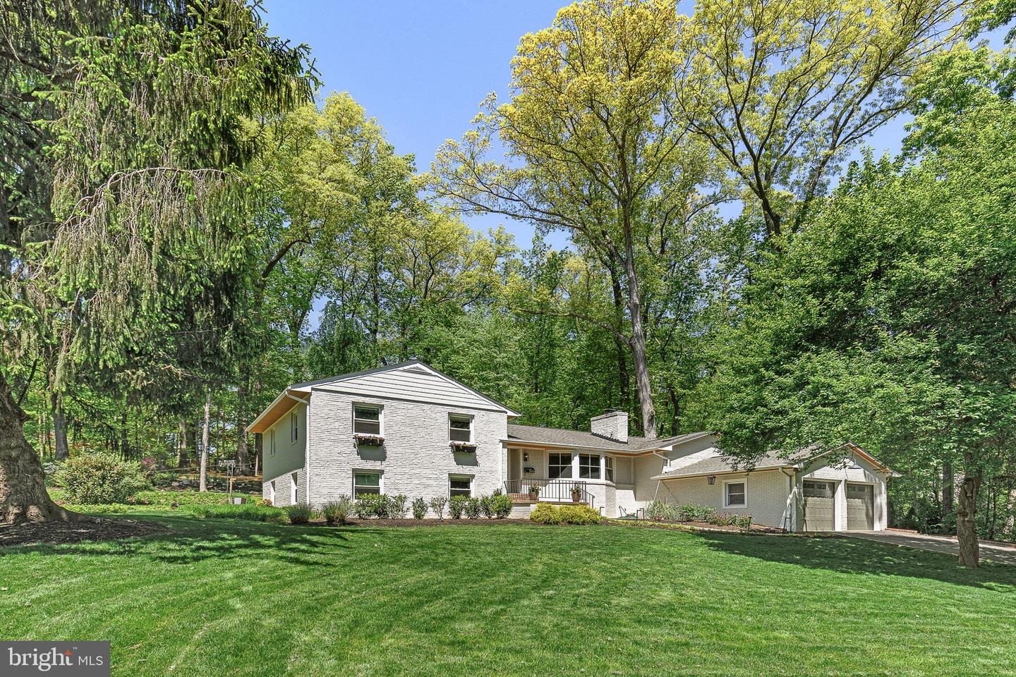 3416 RUSTIC WAY LN, FALLS CHURCH, Virginia 22044, 5 Bedrooms Bedrooms, ,3 BathroomsBathrooms,Residential,For sale,3416 RUSTIC WAY LN,VAFX2238308 MLS # VAFX2238308