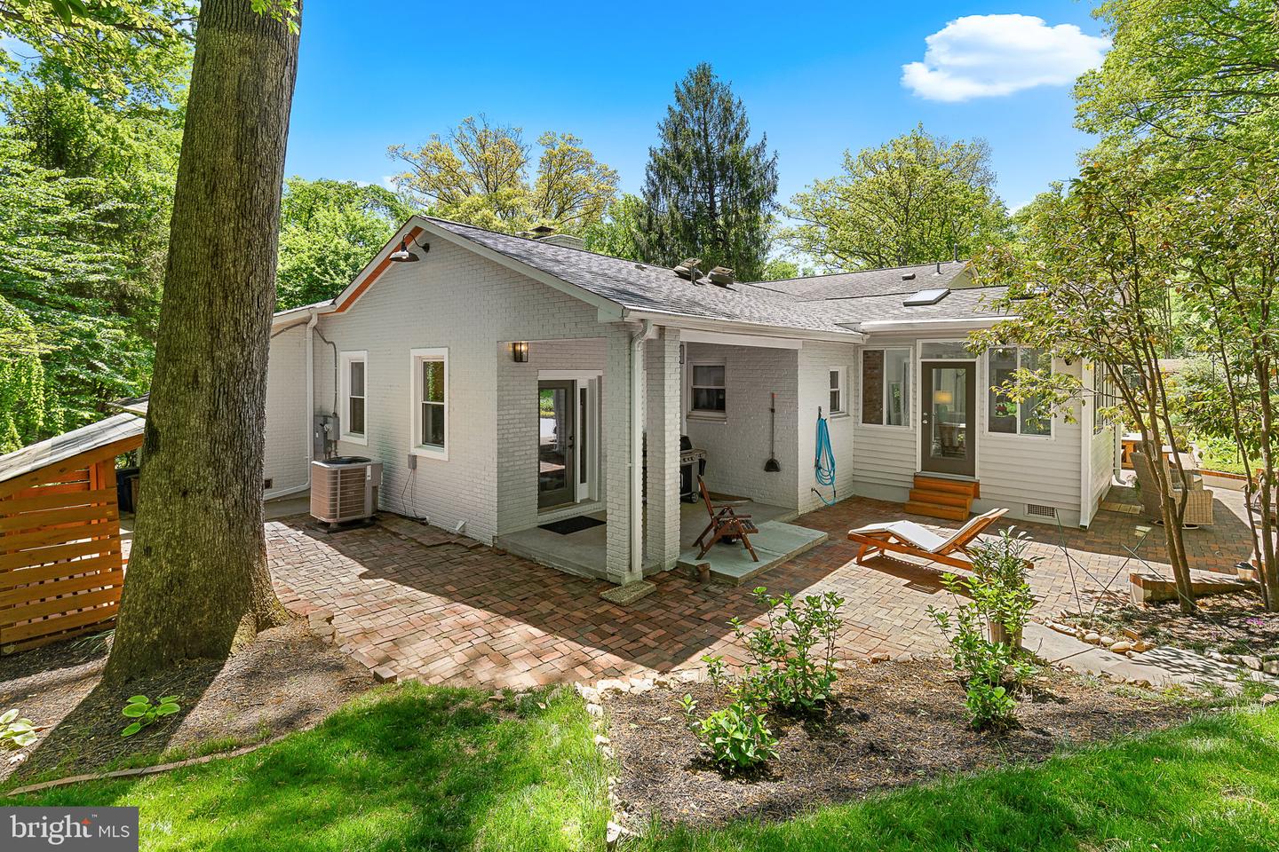 3416 RUSTIC WAY LN, FALLS CHURCH, Virginia 22044, 5 Bedrooms Bedrooms, ,3 BathroomsBathrooms,Residential,For sale,3416 RUSTIC WAY LN,VAFX2238308 MLS # VAFX2238308