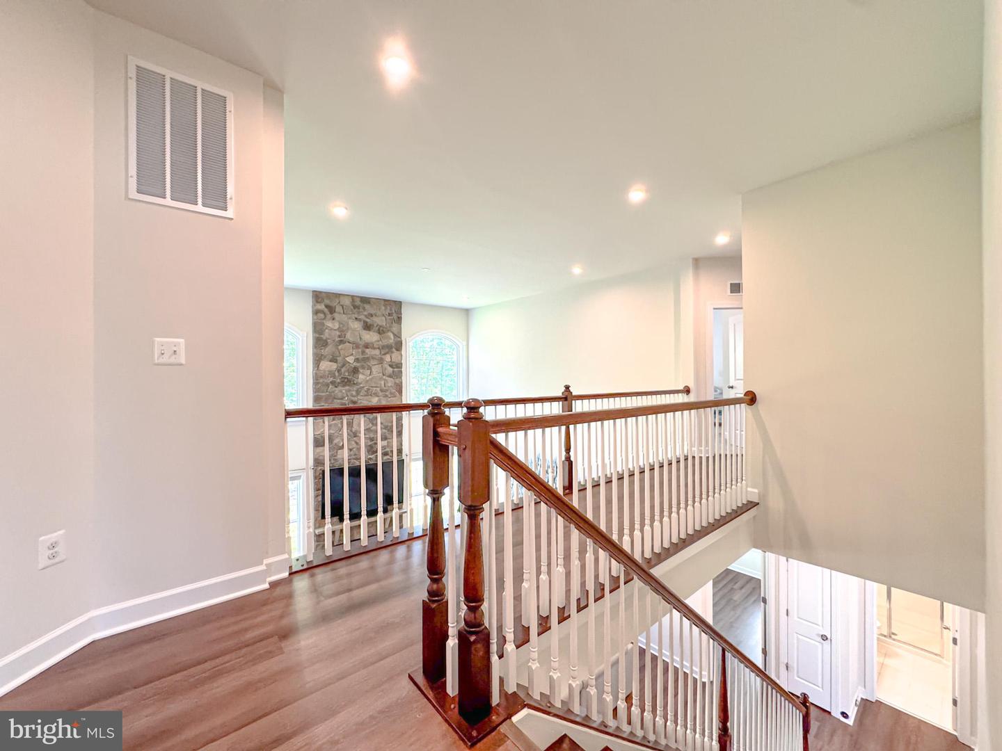 8525 LAROQUE RUN DR, FREDERICKSBURG, Virginia 22407, 5 Bedrooms Bedrooms, ,4 BathroomsBathrooms,Residential,For sale,8525 LAROQUE RUN DR,VASP2032774 MLS # VASP2032774