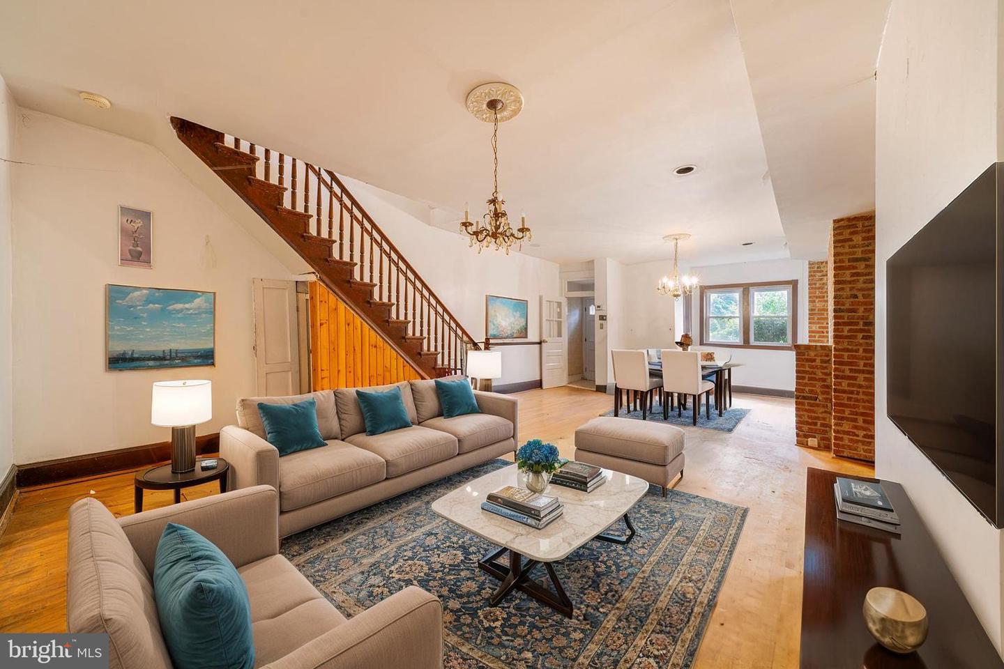 410 G ST NE, WASHINGTON, District Of Columbia 20002, 3 Bedrooms Bedrooms, ,3 BathroomsBathrooms,Residential,For sale,410 G ST NE,DCDC2198794 MLS # DCDC2198794