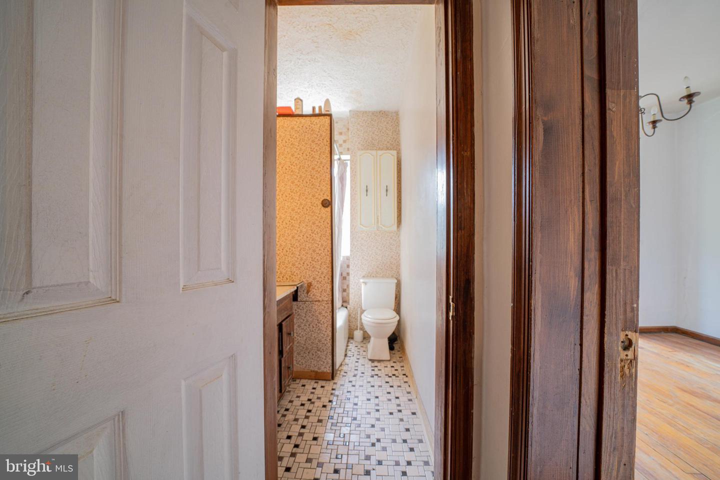 410 G ST NE, WASHINGTON, District Of Columbia 20002, 3 Bedrooms Bedrooms, ,3 BathroomsBathrooms,Residential,For sale,410 G ST NE,DCDC2198794 MLS # DCDC2198794