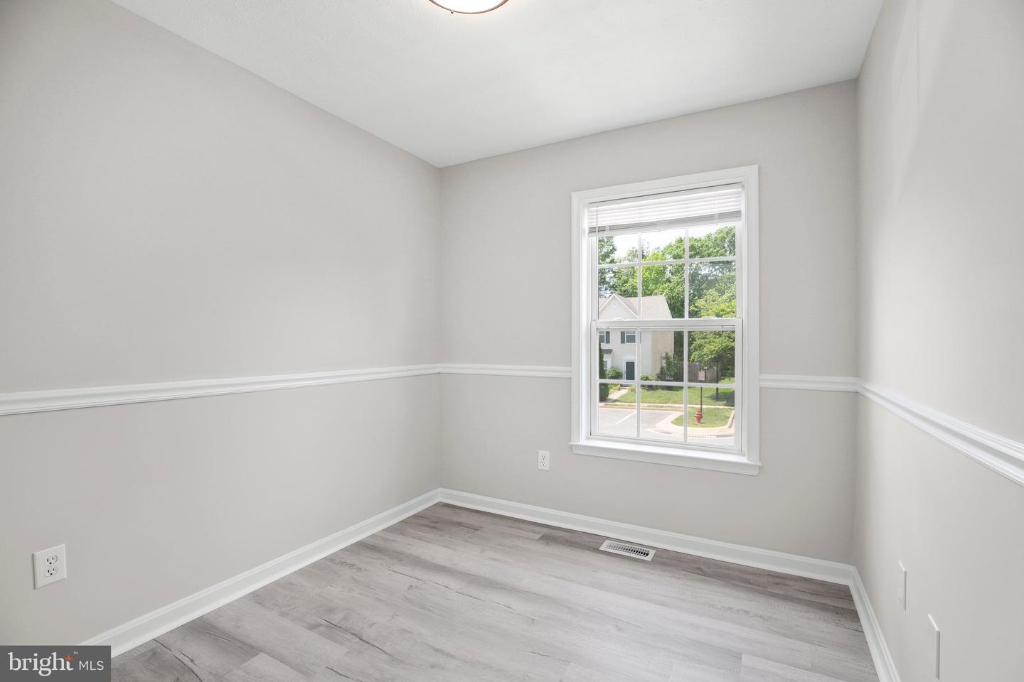 9811 W MIDLAND WAY, FREDERICKSBURG, Virginia 22408, 3 Bedrooms Bedrooms, ,2 BathroomsBathrooms,Residential,For sale,9811 W MIDLAND WAY,VASP2032800 MLS # VASP2032800