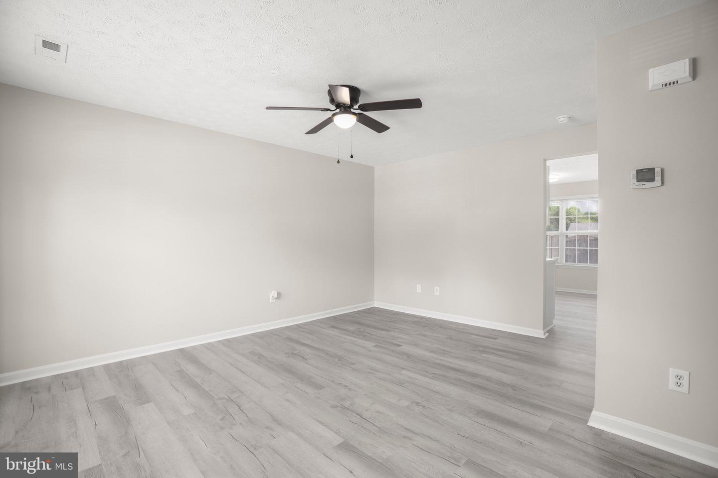 9811 W MIDLAND WAY, FREDERICKSBURG, Virginia 22408, 3 Bedrooms Bedrooms, ,2 BathroomsBathrooms,Residential,For sale,9811 W MIDLAND WAY,VASP2032800 MLS # VASP2032800