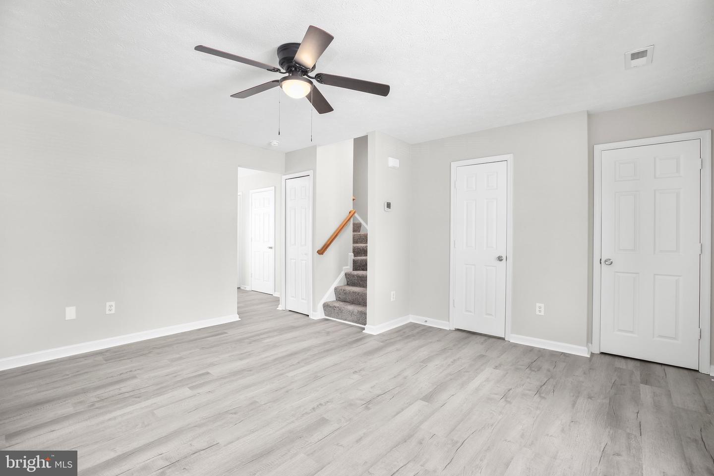 9811 W MIDLAND WAY, FREDERICKSBURG, Virginia 22408, 3 Bedrooms Bedrooms, ,2 BathroomsBathrooms,Residential,For sale,9811 W MIDLAND WAY,VASP2032800 MLS # VASP2032800