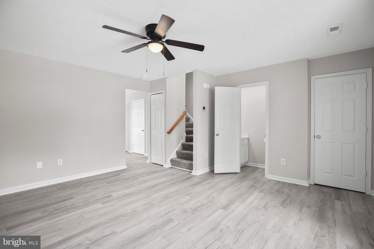 9811 W MIDLAND WAY, FREDERICKSBURG, Virginia 22408, 3 Bedrooms Bedrooms, ,2 BathroomsBathrooms,Residential,For sale,9811 W MIDLAND WAY,VASP2032800 MLS # VASP2032800