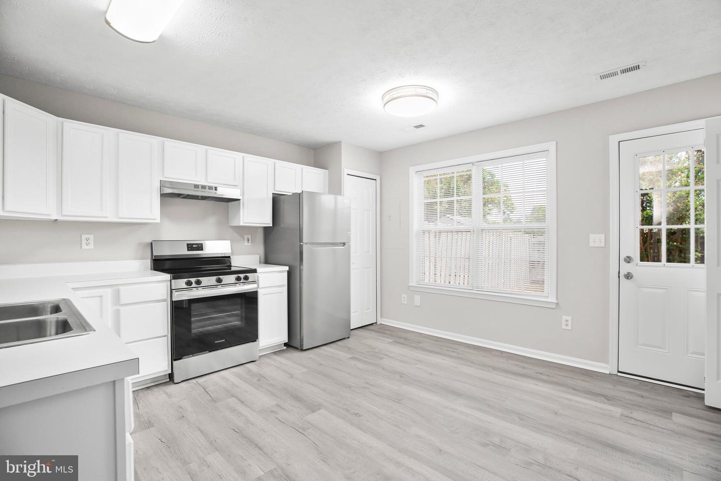9811 W MIDLAND WAY, FREDERICKSBURG, Virginia 22408, 3 Bedrooms Bedrooms, ,2 BathroomsBathrooms,Residential,For sale,9811 W MIDLAND WAY,VASP2032800 MLS # VASP2032800