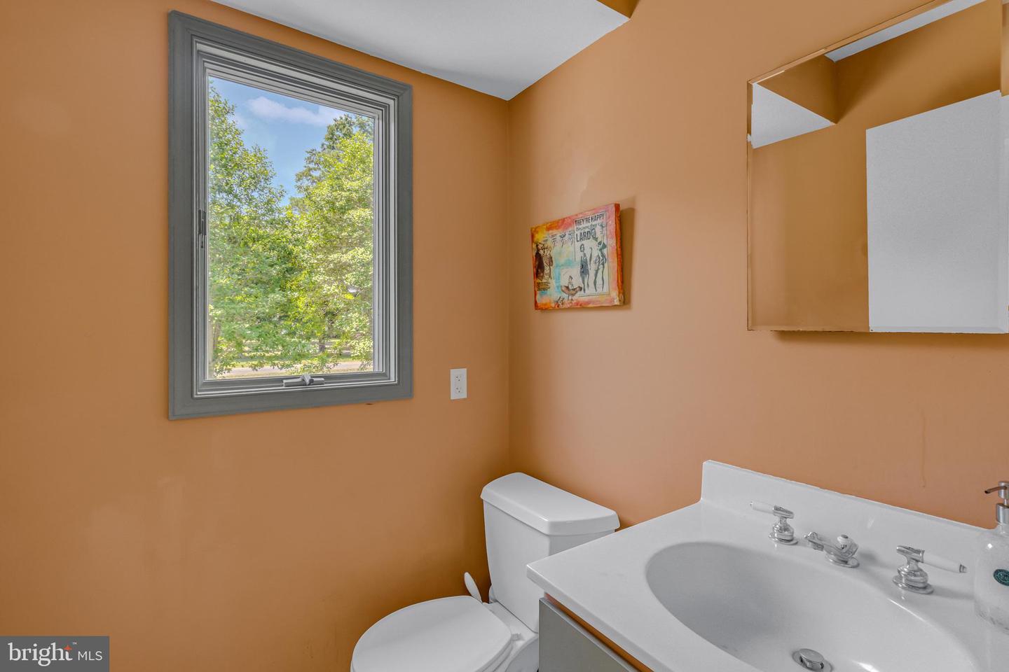 2215 DITCHLEY ROAD, KILMARNOCK, Virginia 22482, 4 Bedrooms Bedrooms, 9 Rooms Rooms,3 BathroomsBathrooms,Residential,For sale,2215 DITCHLEY ROAD,VANV2001578 MLS # VANV2001578