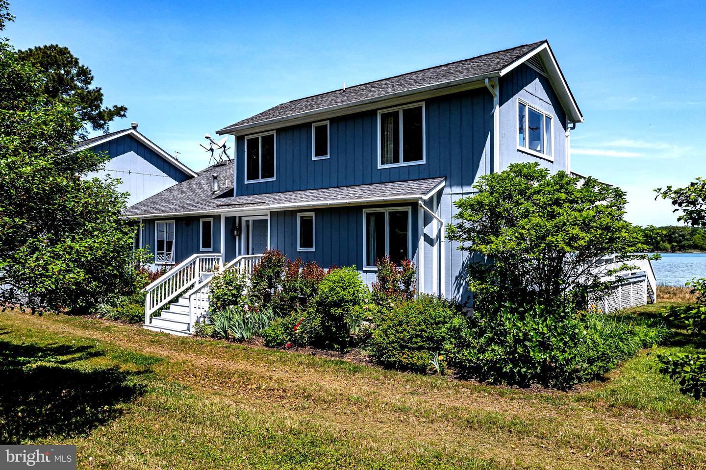 2215 DITCHLEY ROAD, KILMARNOCK, Virginia 22482, 4 Bedrooms Bedrooms, 9 Rooms Rooms,3 BathroomsBathrooms,Residential,For sale,2215 DITCHLEY ROAD,VANV2001578 MLS # VANV2001578