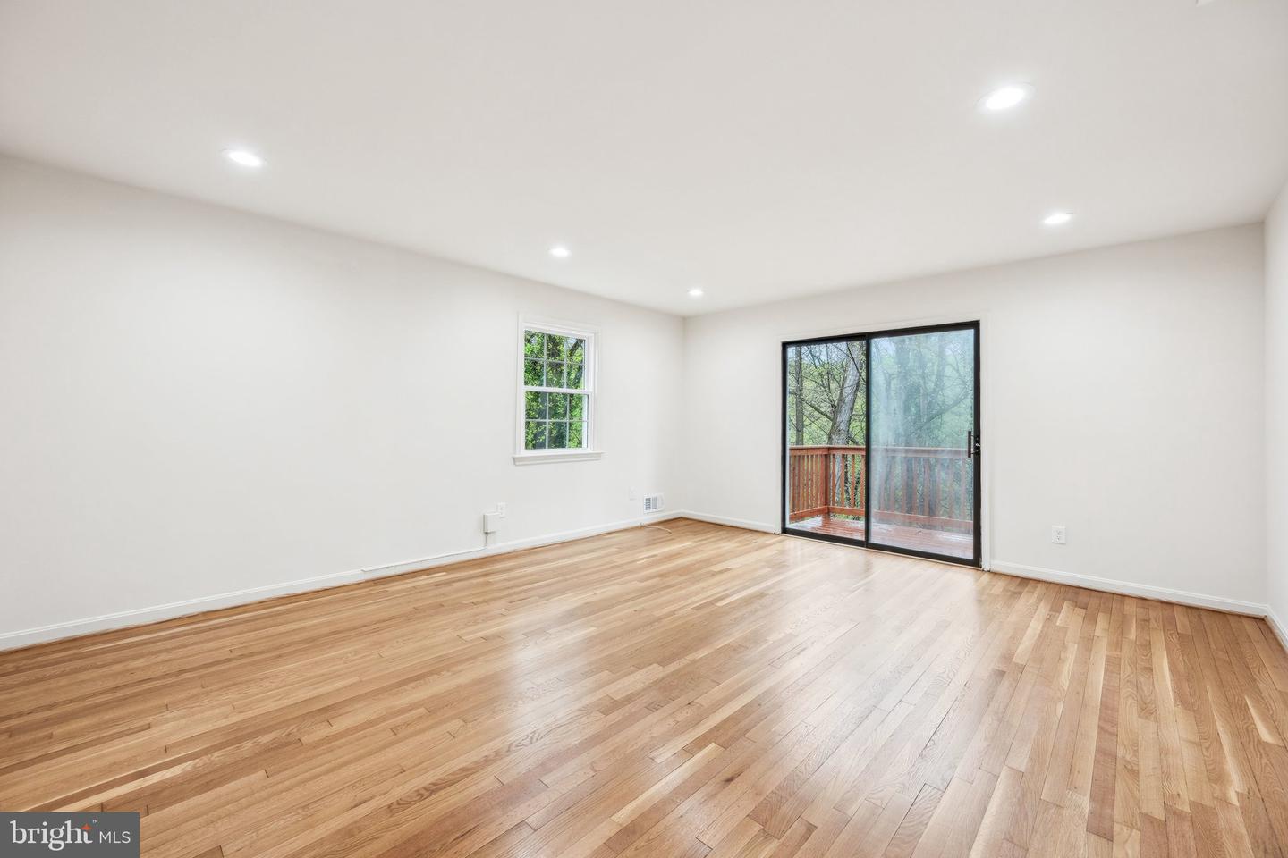 2827 ELLICOTT ST NW, WASHINGTON, District Of Columbia 20008, 5 Bedrooms Bedrooms, ,4 BathroomsBathrooms,Residential,For sale,2827 ELLICOTT ST NW,DCDC2199074 MLS # DCDC2199074
