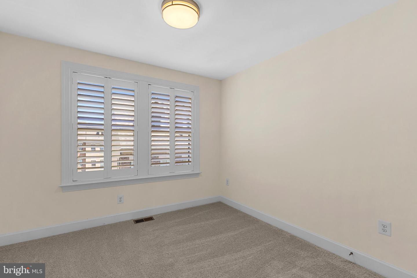 3745 SIGNAL KNOB CT, FALLS CHURCH, Virginia 22041, 4 Bedrooms Bedrooms, ,2 BathroomsBathrooms,Residential,For sale,3745 SIGNAL KNOB CT,VAFX2238810 MLS # VAFX2238810