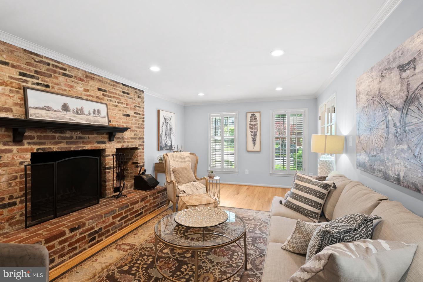 5426 FLINT TAVERN PL, BURKE, Virginia 22015, 5 Bedrooms Bedrooms, ,3 BathroomsBathrooms,Residential,For sale,5426 FLINT TAVERN PL,VAFX2238982 MLS # VAFX2238982