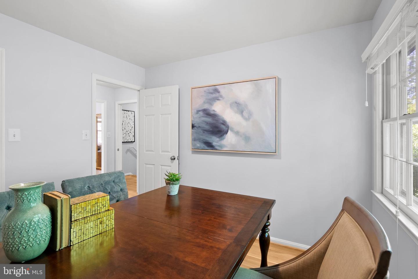 5426 FLINT TAVERN PL, BURKE, Virginia 22015, 5 Bedrooms Bedrooms, ,3 BathroomsBathrooms,Residential,For sale,5426 FLINT TAVERN PL,VAFX2238982 MLS # VAFX2238982