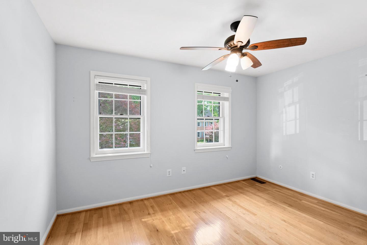 5426 FLINT TAVERN PL, BURKE, Virginia 22015, 5 Bedrooms Bedrooms, ,3 BathroomsBathrooms,Residential,For sale,5426 FLINT TAVERN PL,VAFX2238982 MLS # VAFX2238982