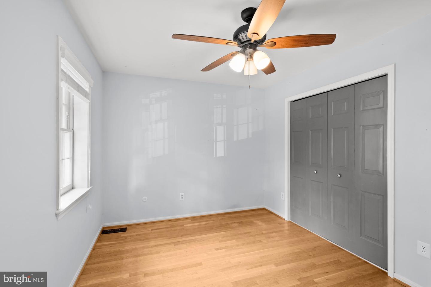 5426 FLINT TAVERN PL, BURKE, Virginia 22015, 5 Bedrooms Bedrooms, ,3 BathroomsBathrooms,Residential,For sale,5426 FLINT TAVERN PL,VAFX2238982 MLS # VAFX2238982