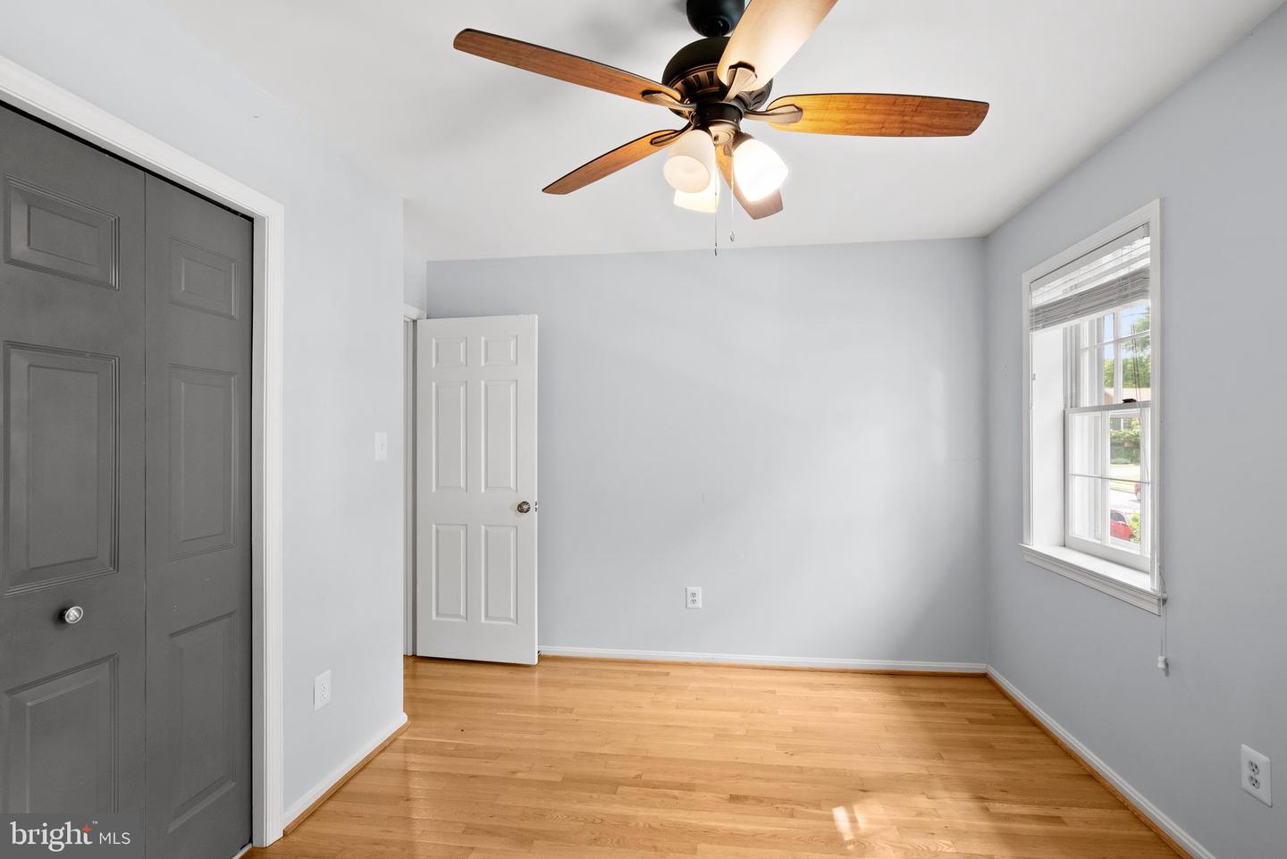5426 FLINT TAVERN PL, BURKE, Virginia 22015, 5 Bedrooms Bedrooms, ,3 BathroomsBathrooms,Residential,For sale,5426 FLINT TAVERN PL,VAFX2238982 MLS # VAFX2238982