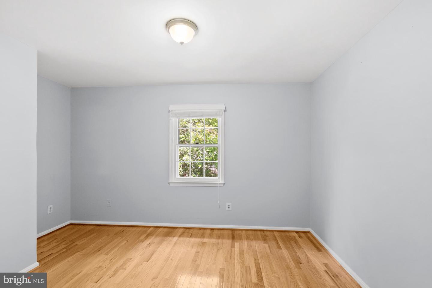 5426 FLINT TAVERN PL, BURKE, Virginia 22015, 5 Bedrooms Bedrooms, ,3 BathroomsBathrooms,Residential,For sale,5426 FLINT TAVERN PL,VAFX2238982 MLS # VAFX2238982
