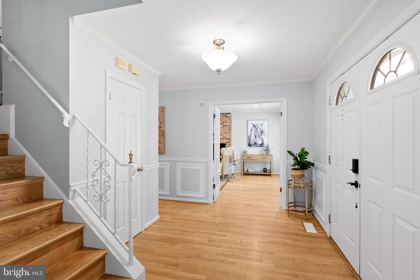 5426 FLINT TAVERN PL, BURKE, Virginia 22015, 5 Bedrooms Bedrooms, ,3 BathroomsBathrooms,Residential,For sale,5426 FLINT TAVERN PL,VAFX2238982 MLS # VAFX2238982