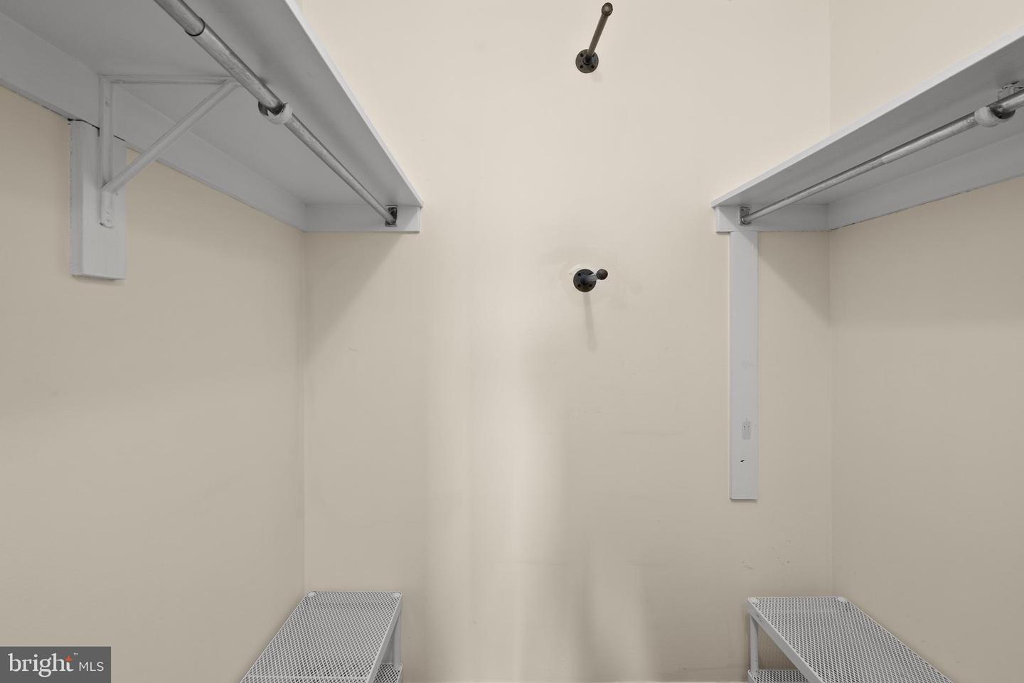 307 YOAKUM PKWY #821, ALEXANDRIA, Virginia 22304, 2 Bedrooms Bedrooms, ,2 BathroomsBathrooms,Residential,For sale,307 YOAKUM PKWY #821,VAAX2045046 MLS # VAAX2045046